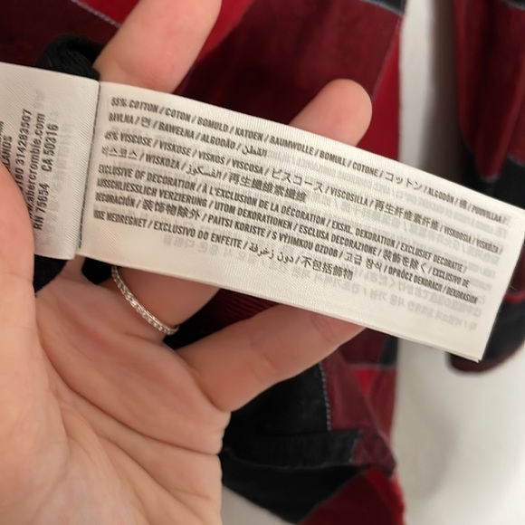 Abercrombie & Fitch Red and Black Plaid Flannel - Picture 8 of 9